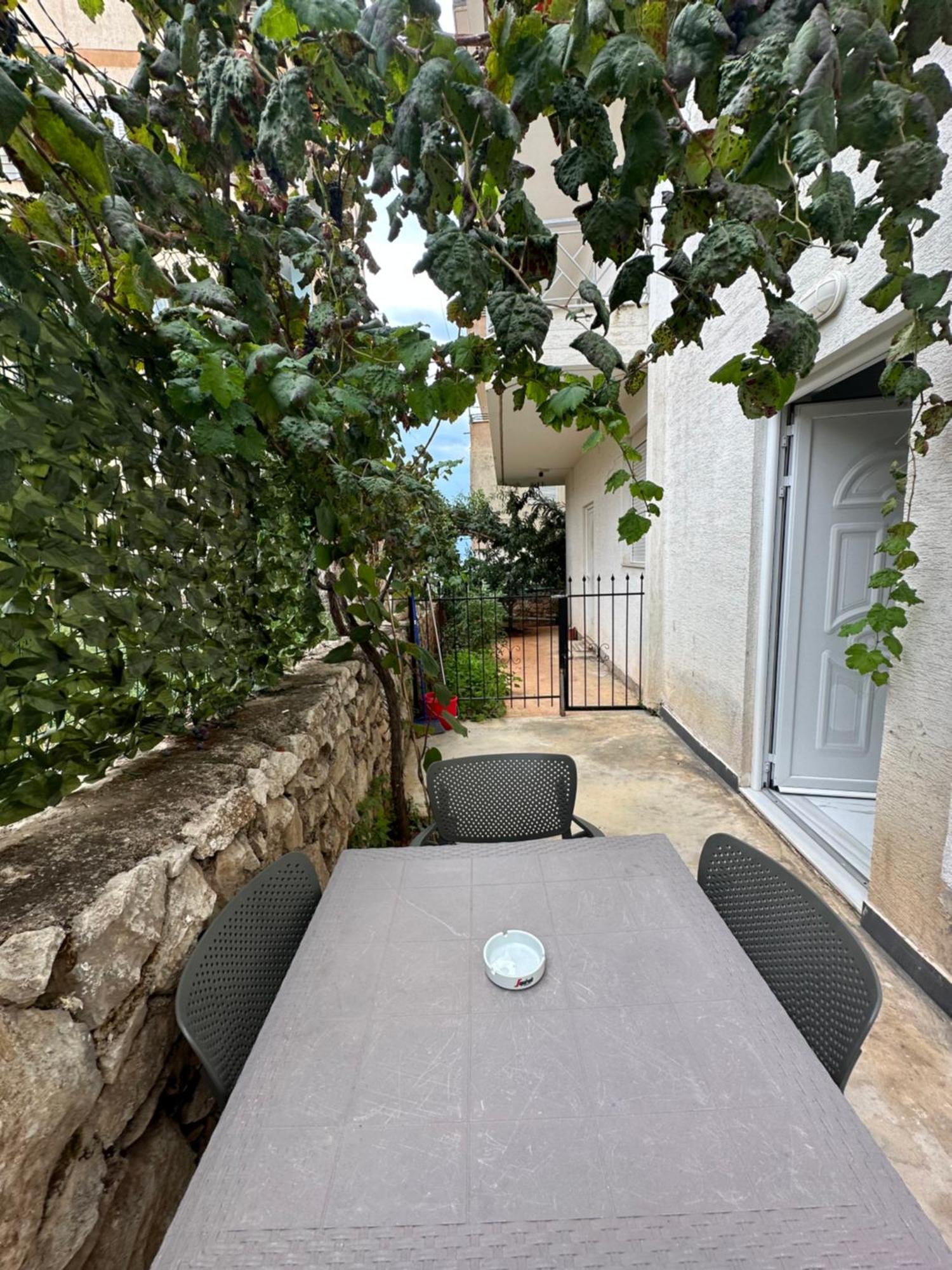 Dream Apartments Saranda Екстериор снимка